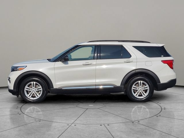 Certified 2023 Ford Explorer XLT w/ Equipment Group 202A AWD/4WD image 9