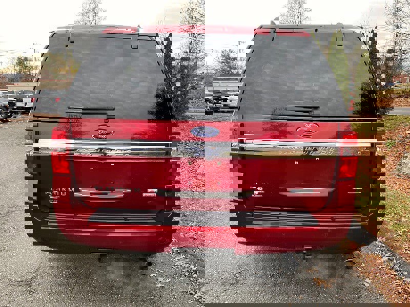 Certified 2017 Ford Expedition EL Platinum image 4