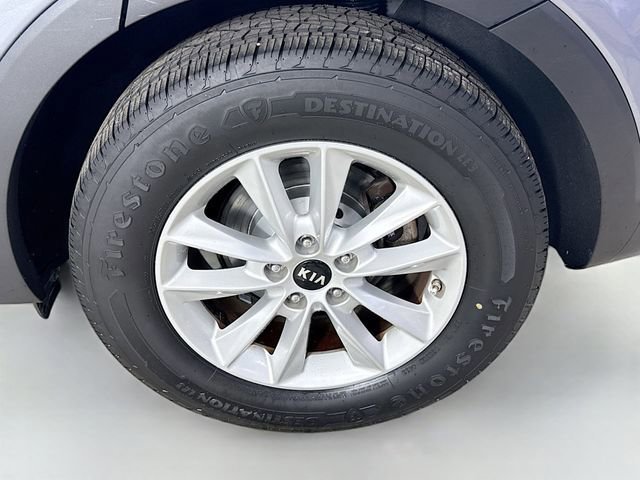 Used 2020 Kia Sorento LX image 28