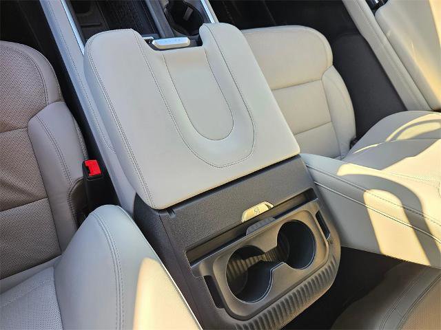 Certified 2025 Ford Expedition Max Platinum image 25