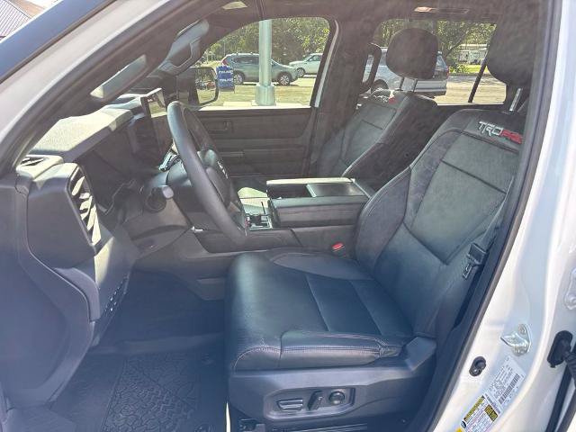 Used 2025 Toyota Sequoia TRD Pro AWD/4WD image 8