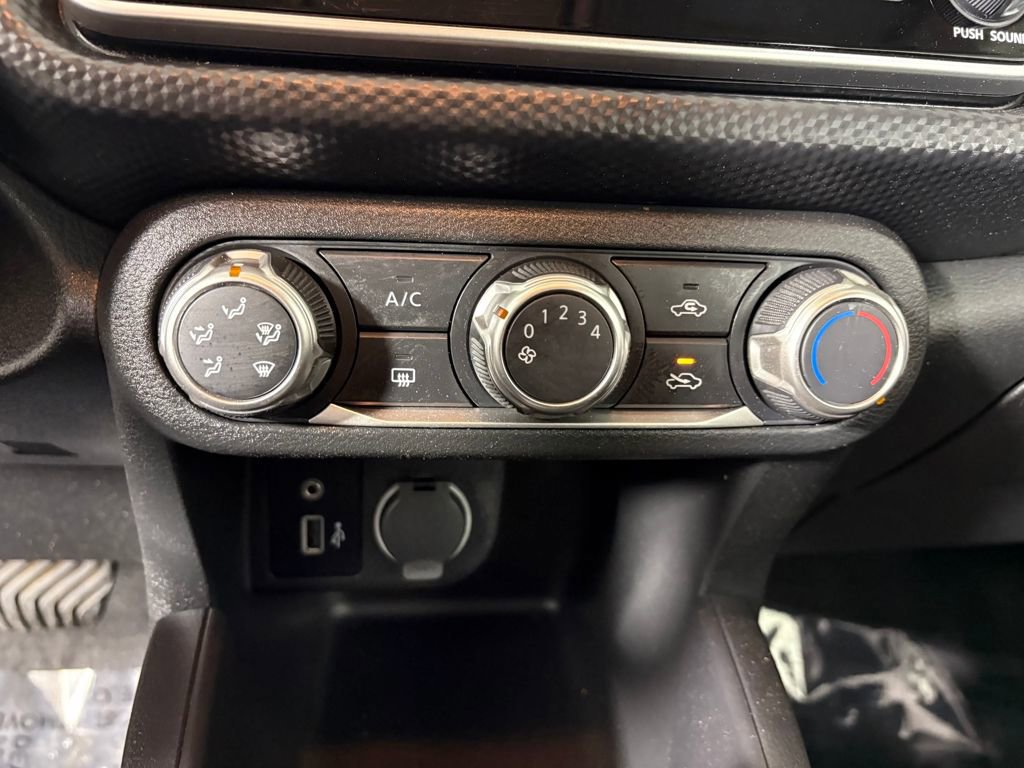 Used 2023 Nissan Kicks S image 19