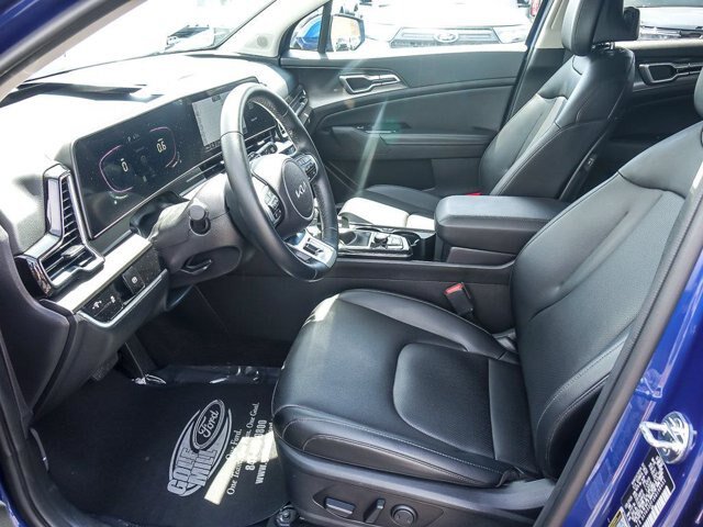 Used 2024 Kia Sportage EX FWD image 13