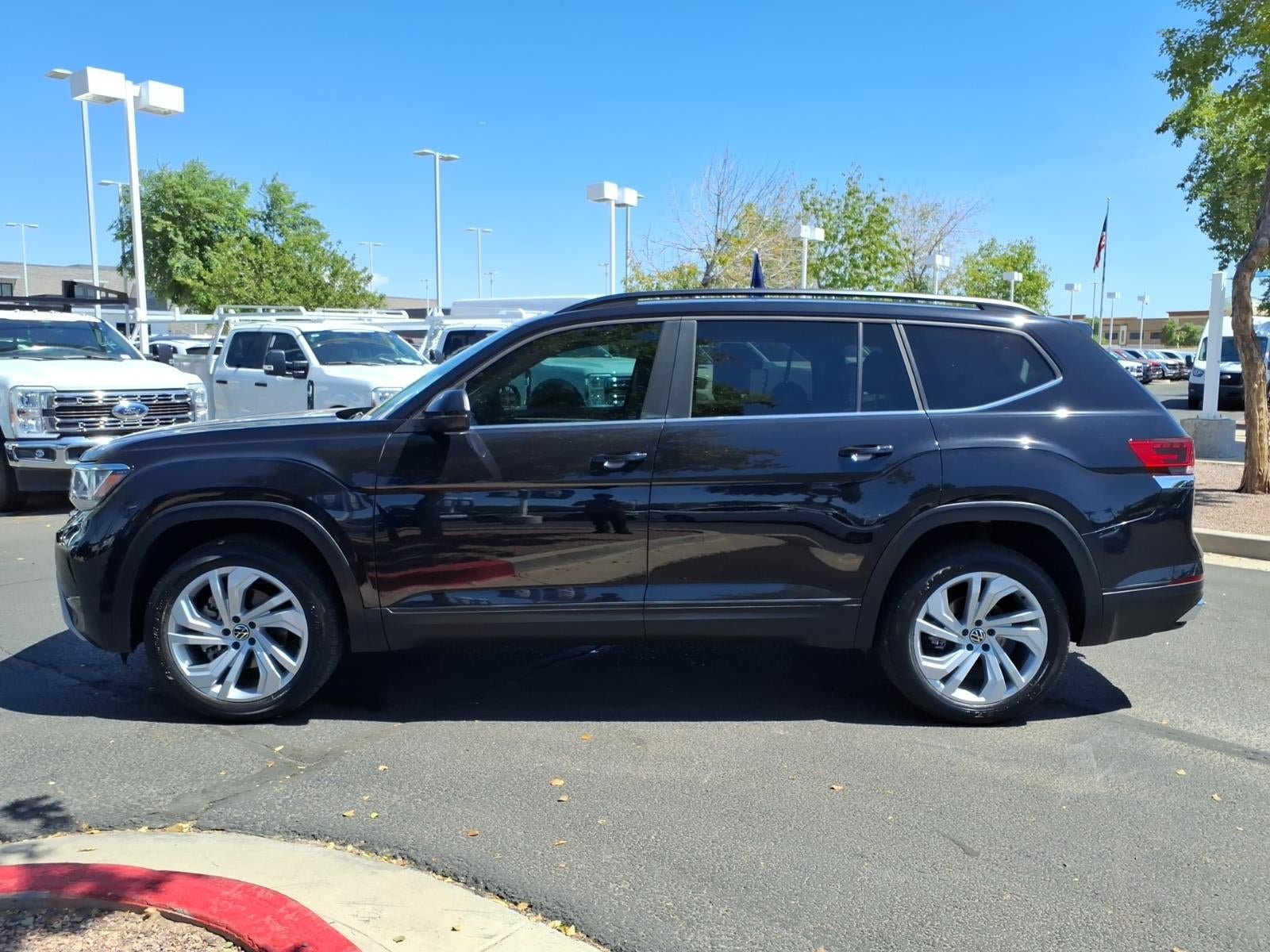 Used 2022 Volkswagen Atlas SE AWD/4WD image 7