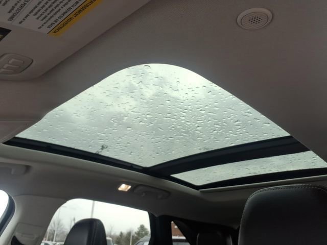 Certified 2021 Ford Escape Titanium w/ Titanium Elite Package image 18