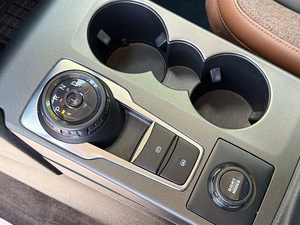 Certified 2025 Ford Bronco Sport Outer Banks w/ Outer Banks Tech Package+ AWD/4WD image 19