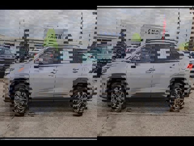 Used 2023 Toyota RAV4 Limited image 2