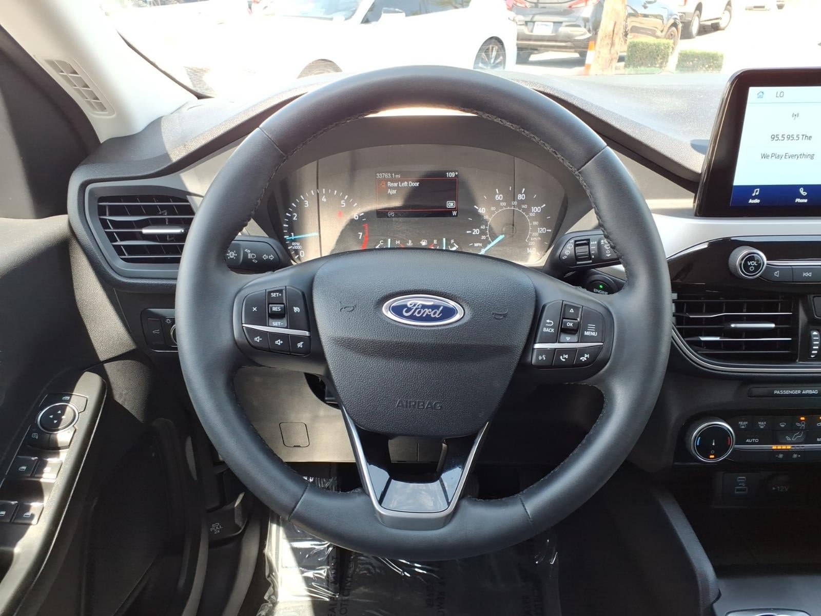 Certified 2022 Ford Escape SE w/ SE Sport Appearance Package FWD image 19