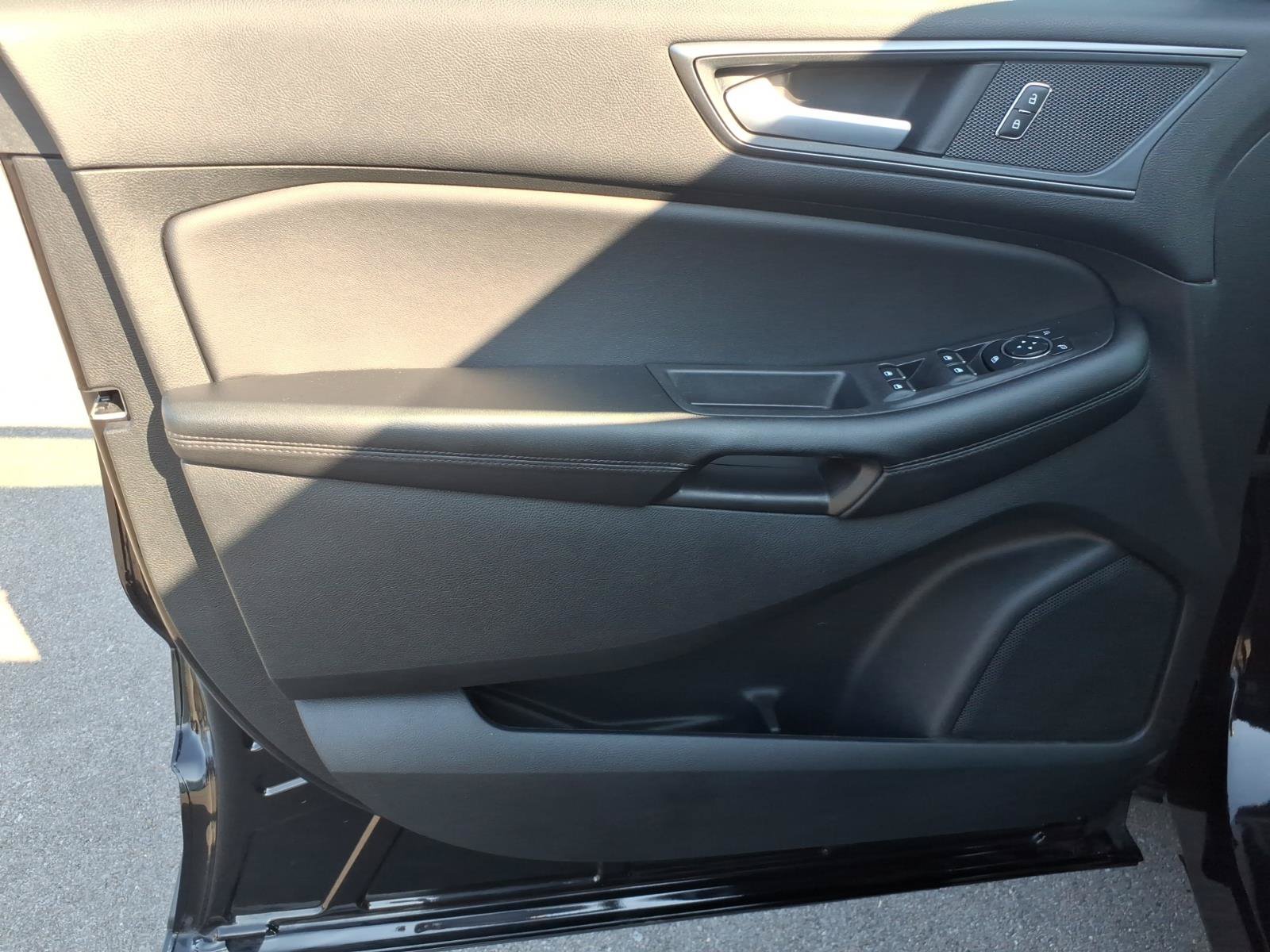 Certified 2024 Ford Edge SE AWD/4WD image 11