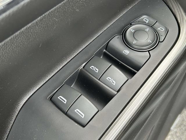 Used 2023 GMC Acadia SLT FWD image 13