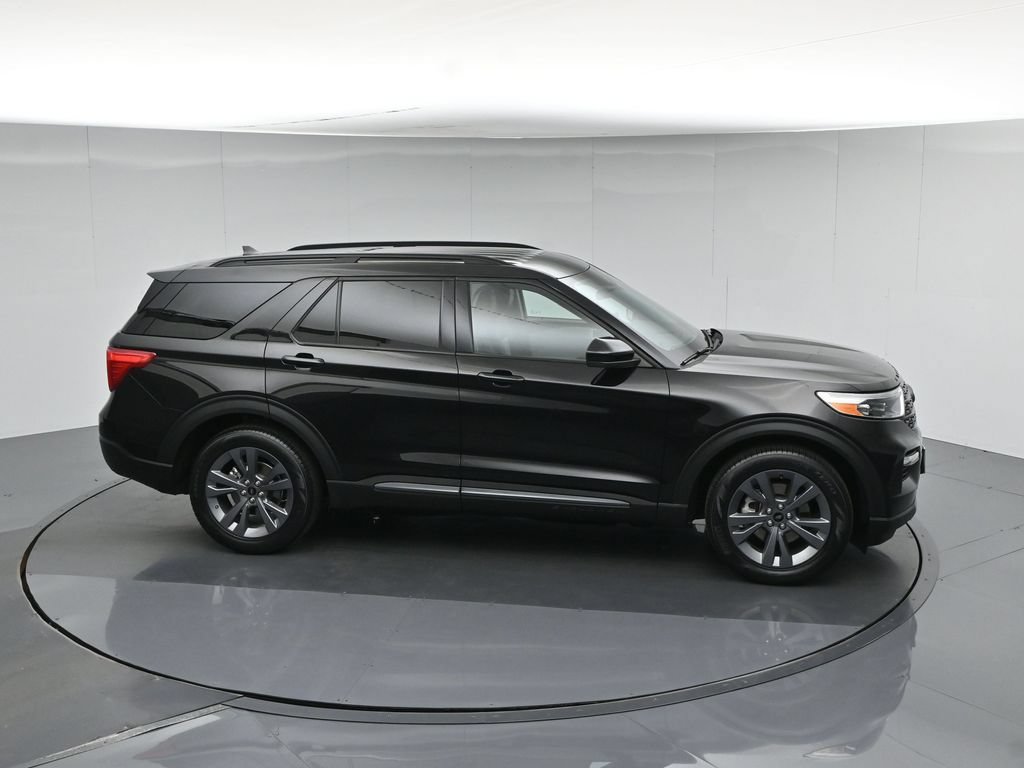 Certified 2023 Ford Explorer XLT w/ Equipment Group 202A RWD image 56