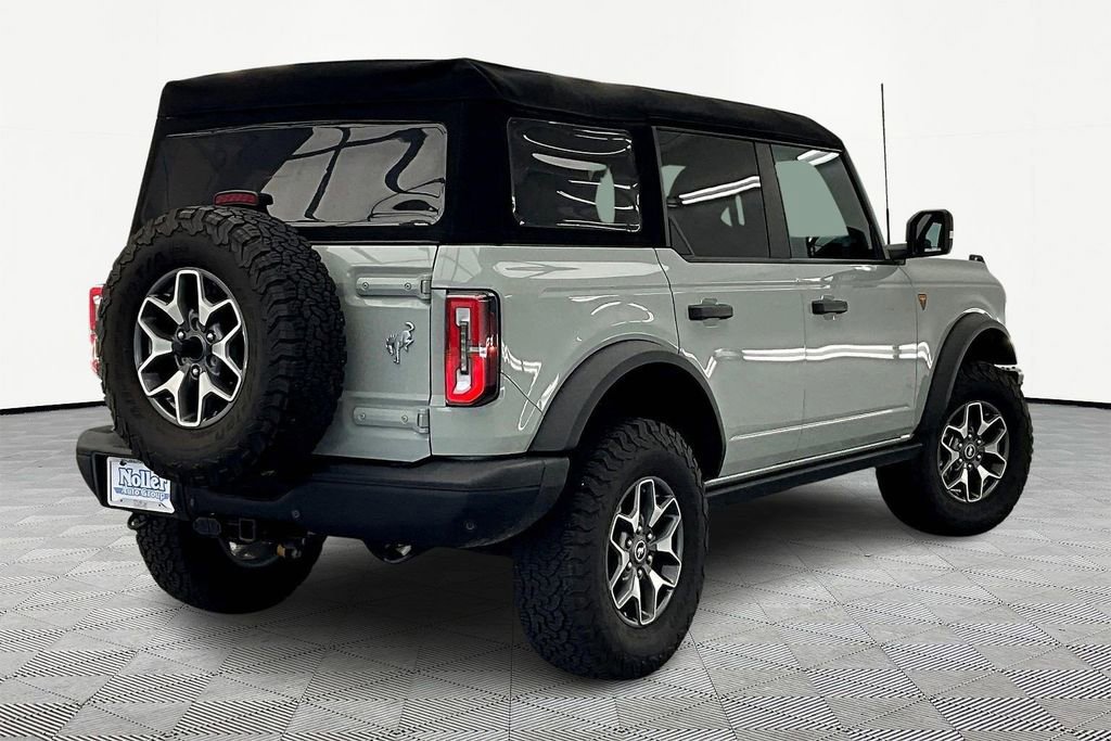 Certified 2023 Ford Bronco Badlands image 4
