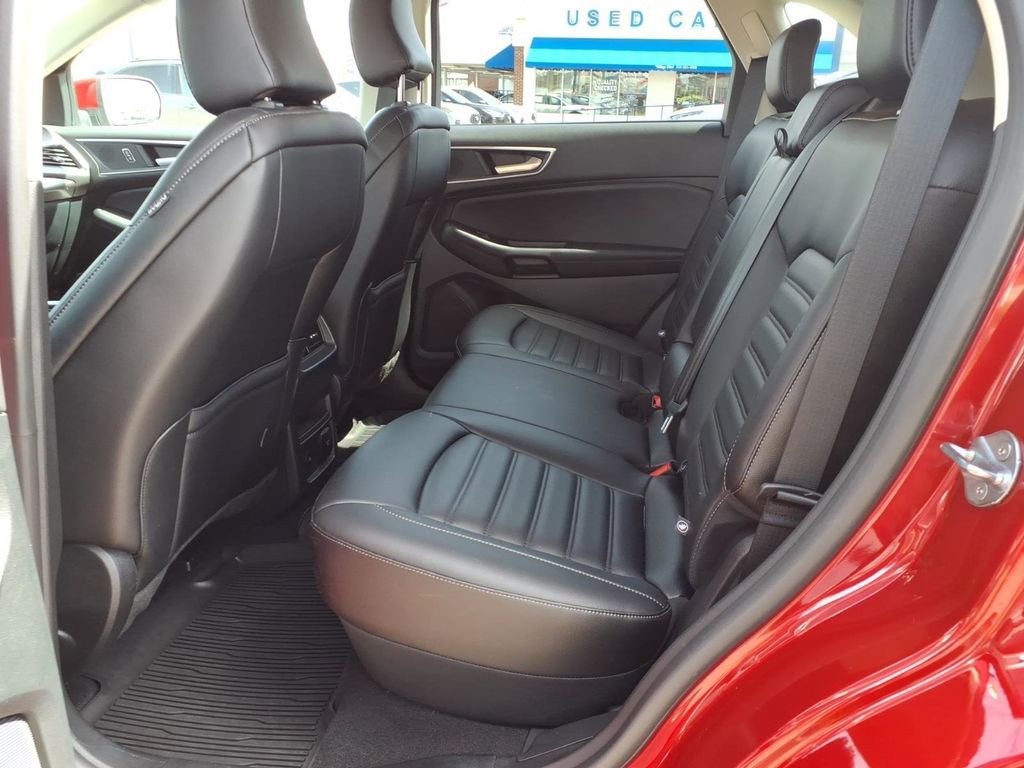 Certified 2024 Ford Edge SEL w/ Convenience Package AWD/4WD image 11