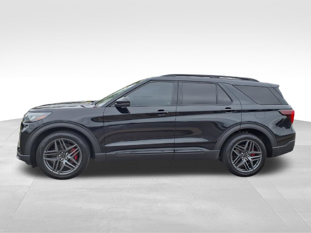 Certified 2025 Ford Explorer ST AWD/4WD image 8