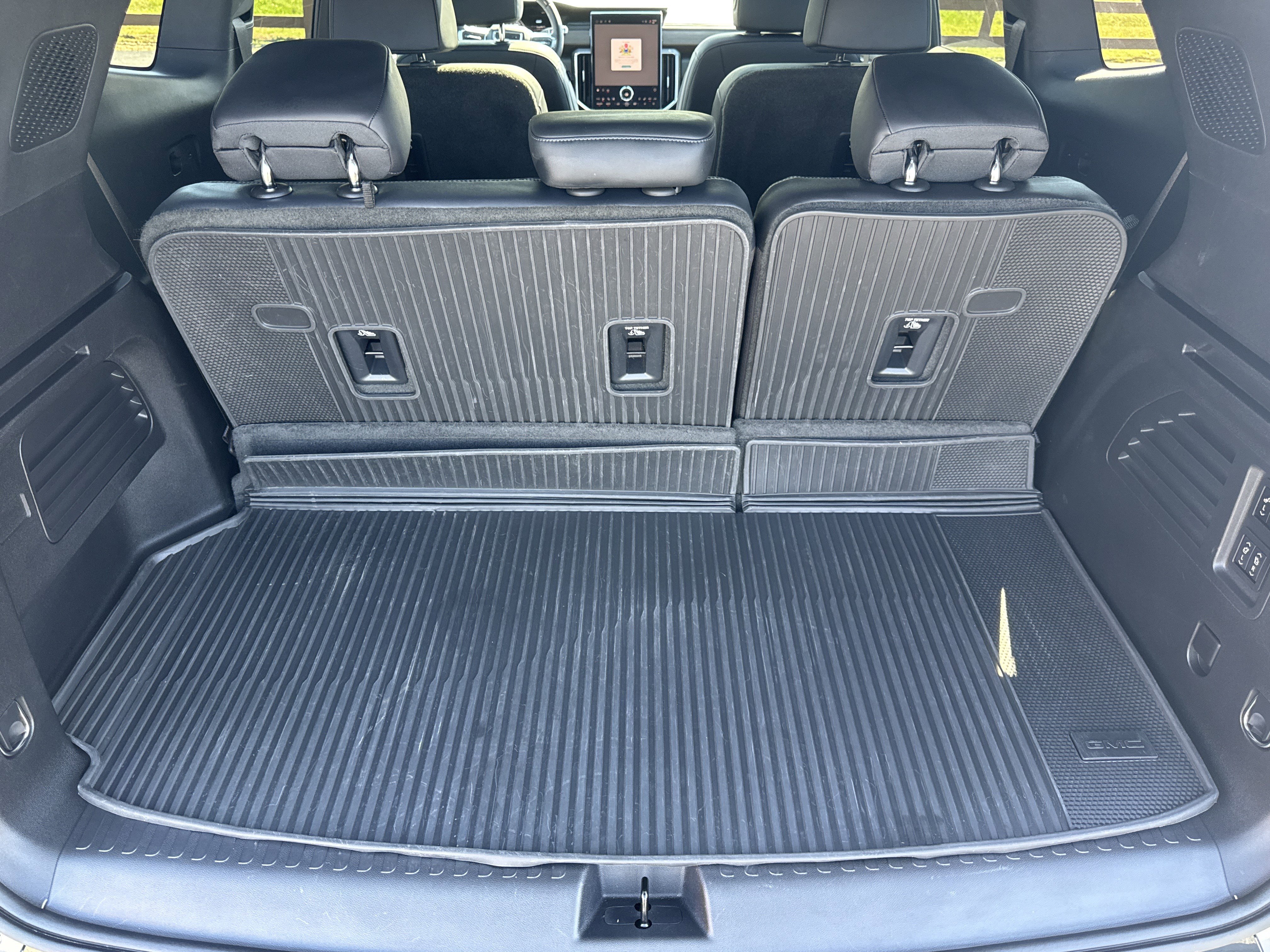 Used 2024 GMC Acadia Denali w/ Super Cruise Package image 22