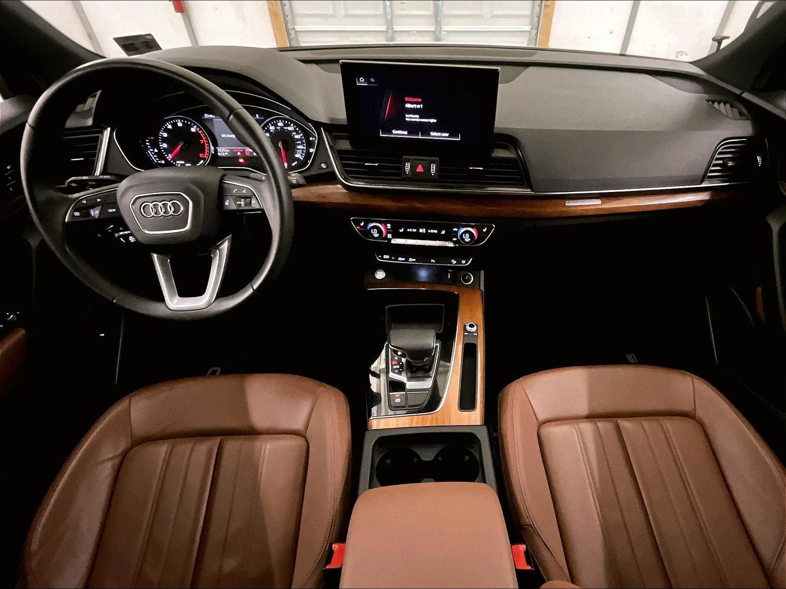 Used 2023 Audi Q5 2.0T Premium w/ Convenience Package AWD/4WD image 14
