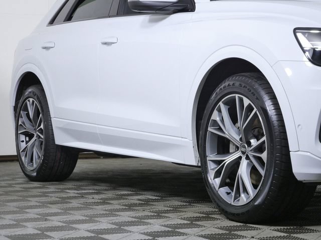 Used 2021 Audi Q8 Premium AWD/4WD image 2