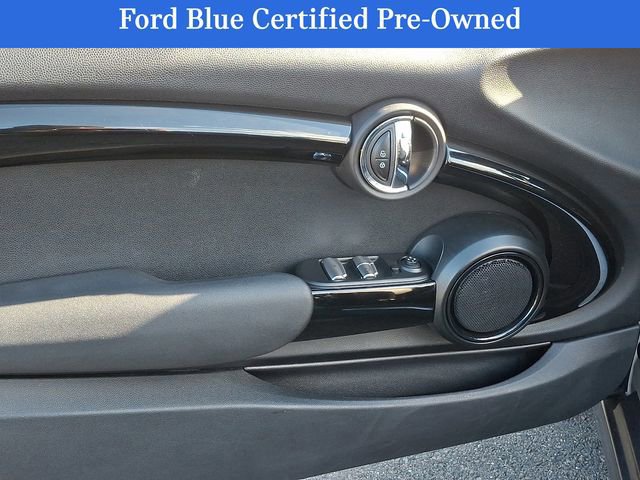 Used 2019 MINI Cooper S w/ Signature Upholstery Package image 16