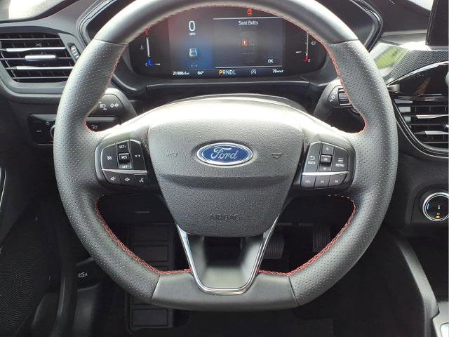 Certified 2025 Ford Escape ST-Line Select AWD/4WD image 13