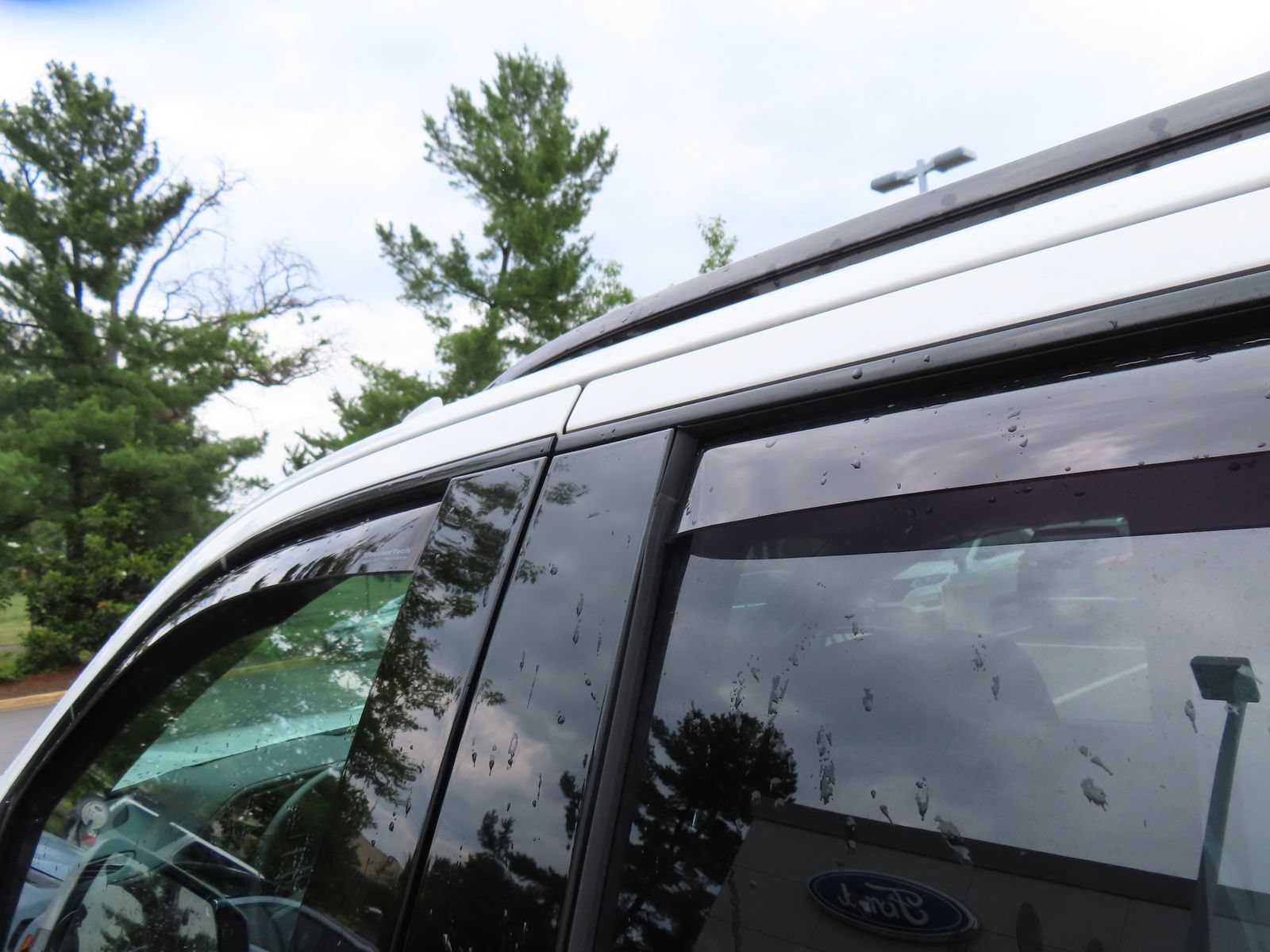 Used 2024 GMC Yukon XL AT4 w/ AT4 Premium Package AWD/4WD image 10