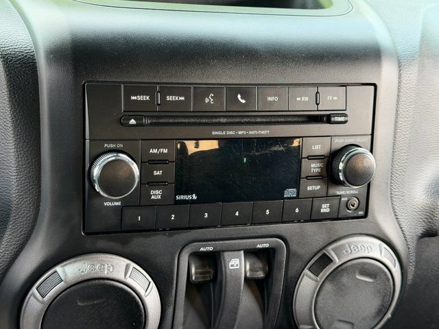 Used 2017 Jeep Wrangler Sport w/ Quick Order Package 24S AWD/4WD image 22