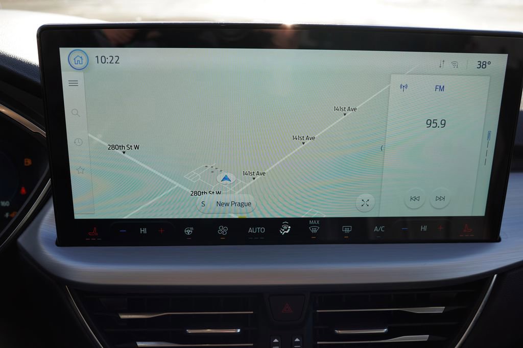 Certified 2025 Ford Escape Platinum w/ Premium Technology Package image 25