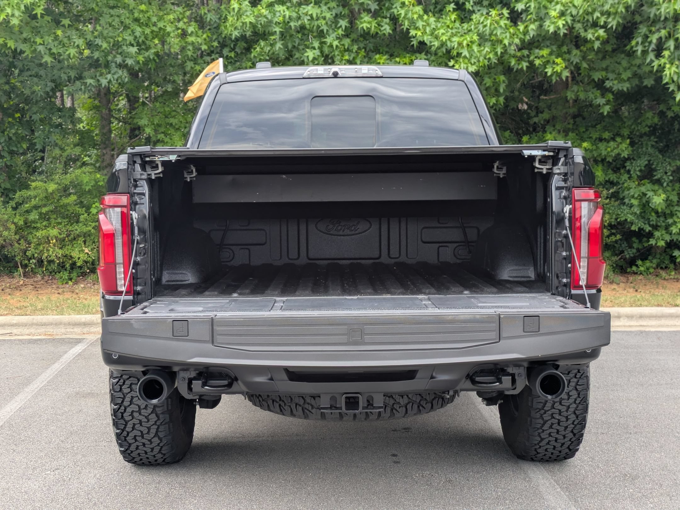 Certified 2025 Ford F150 Raptor w/ Equipment Group 803A Raptor R AWD/4WD image 33