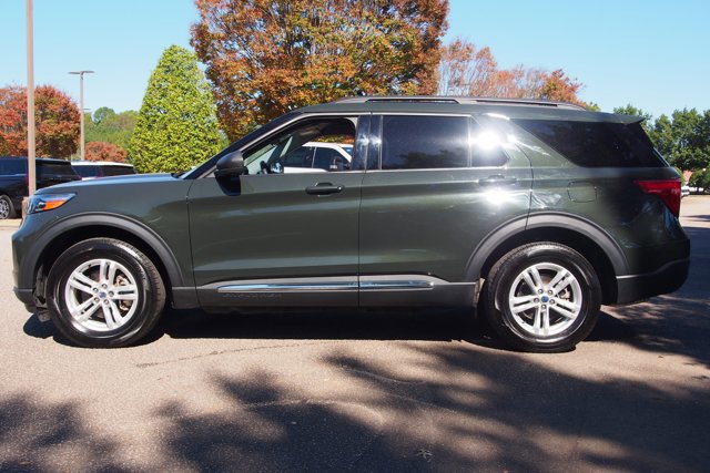 Certified 2022 Ford Explorer XLT w/ Equipment Group 202A image 2