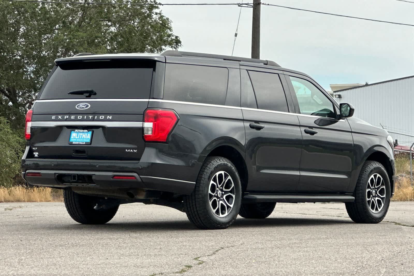 Certified 2023 Ford Expedition Max XLT AWD/4WD image 2