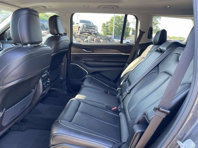 Used 2021 Jeep Grand Cherokee L Limited w/ Trailer Tow Group (B) AWD/4WD image 12