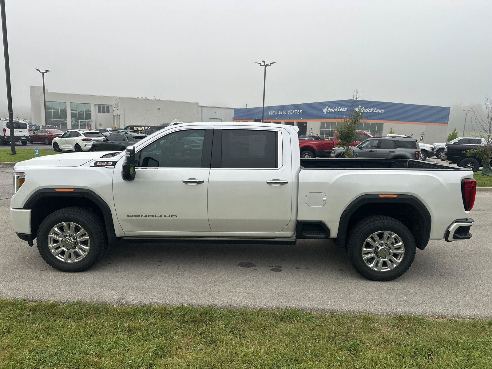 Used 2021 GMC Sierra 2500 Denali w/ Denali Ultimate Package AWD/4WD image 9