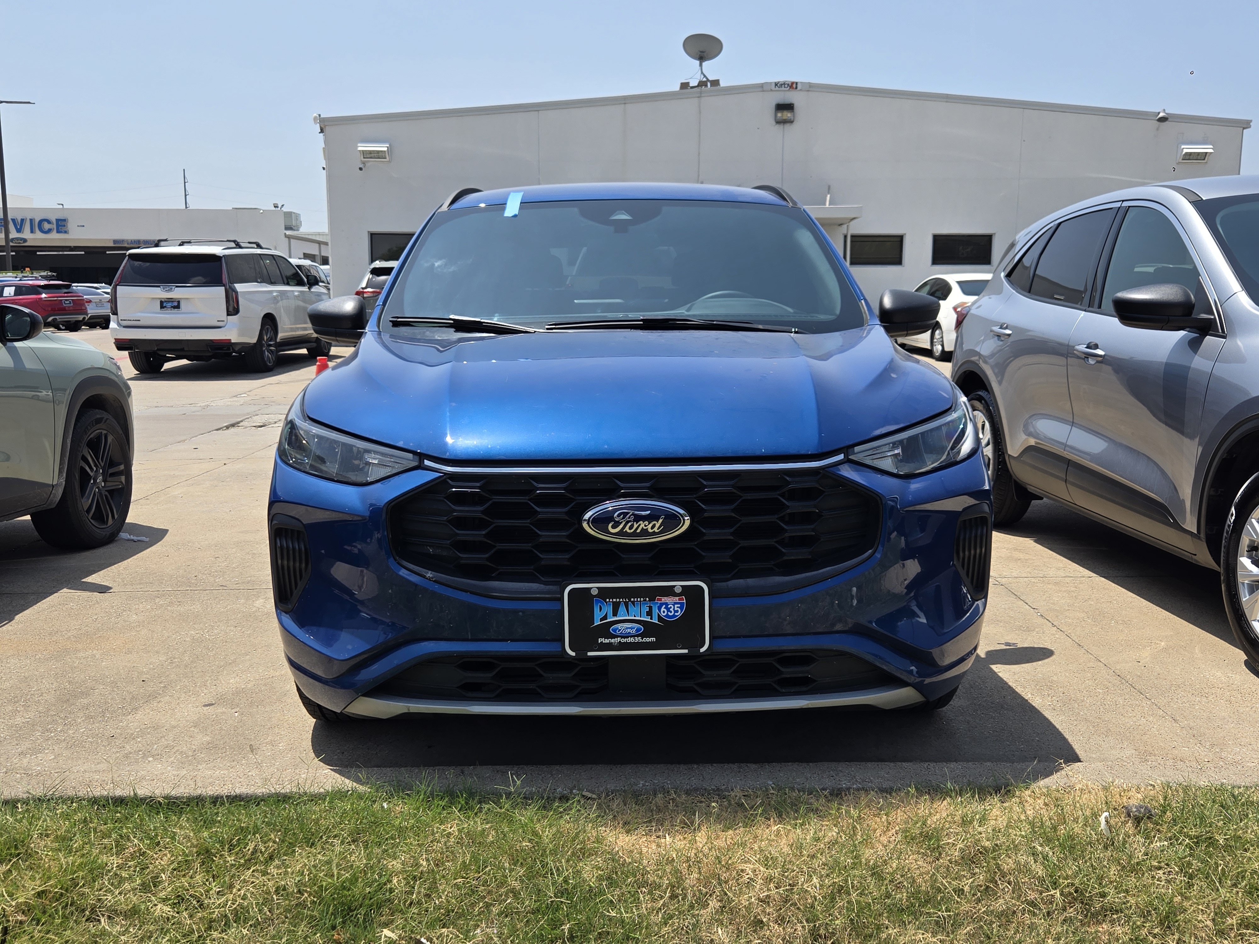Certified 2023 Ford Escape ST-Line w/ Tech Pack #1 FWD image 2