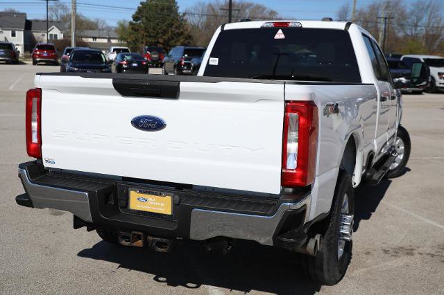 Certified 2024 Ford F350 XLT AWD/4WD image 11