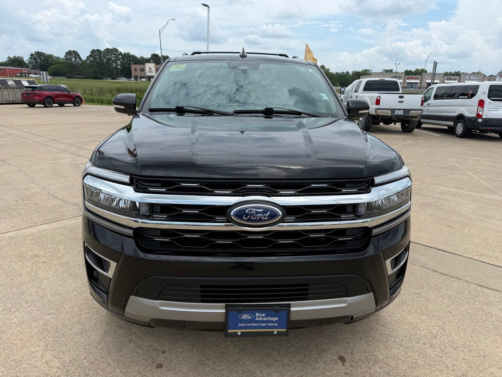 Certified 2024 Ford Expedition Max Limited AWD/4WD image 2