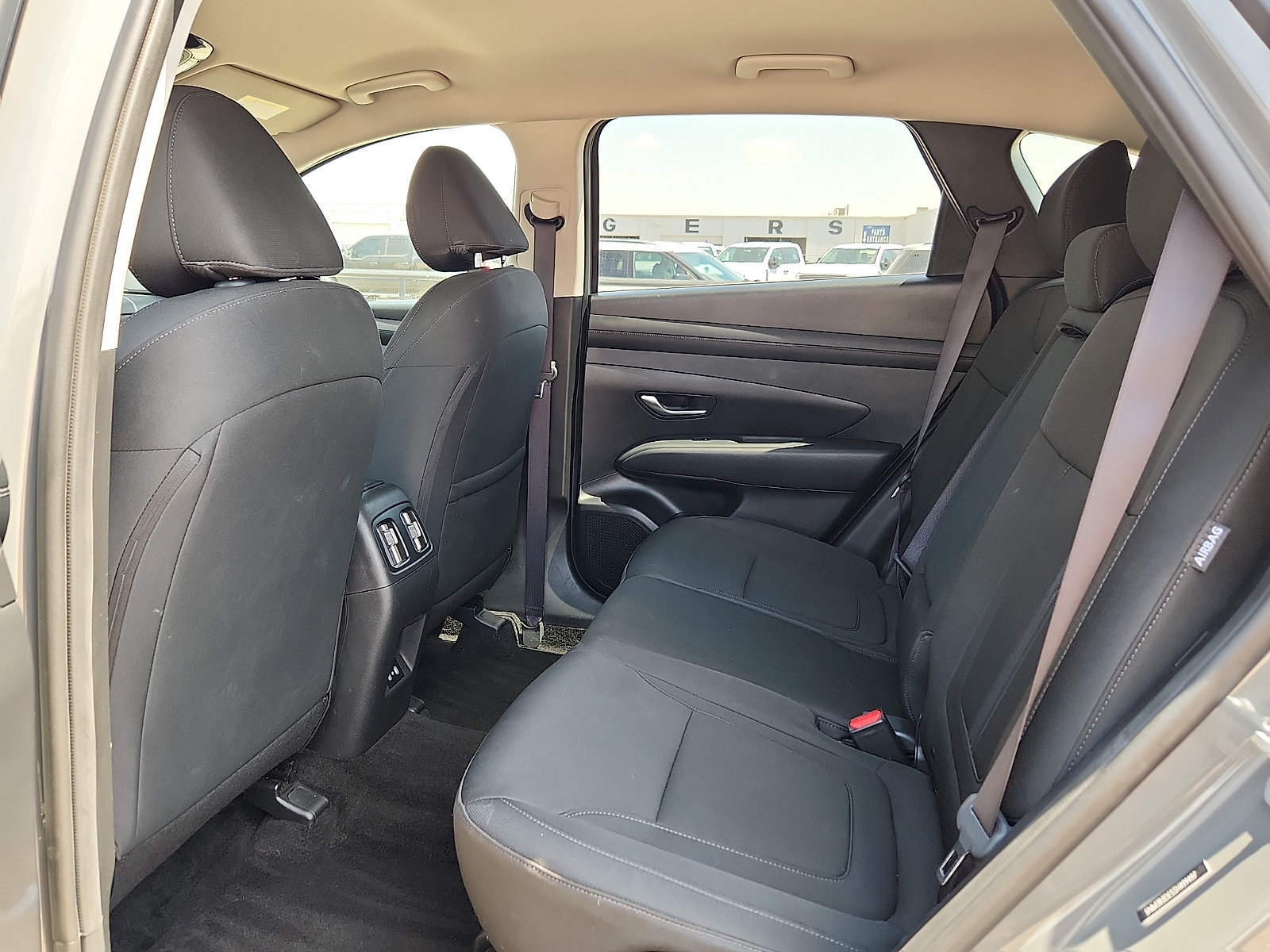Used 2025 Hyundai Tucson SEL FWD image 9
