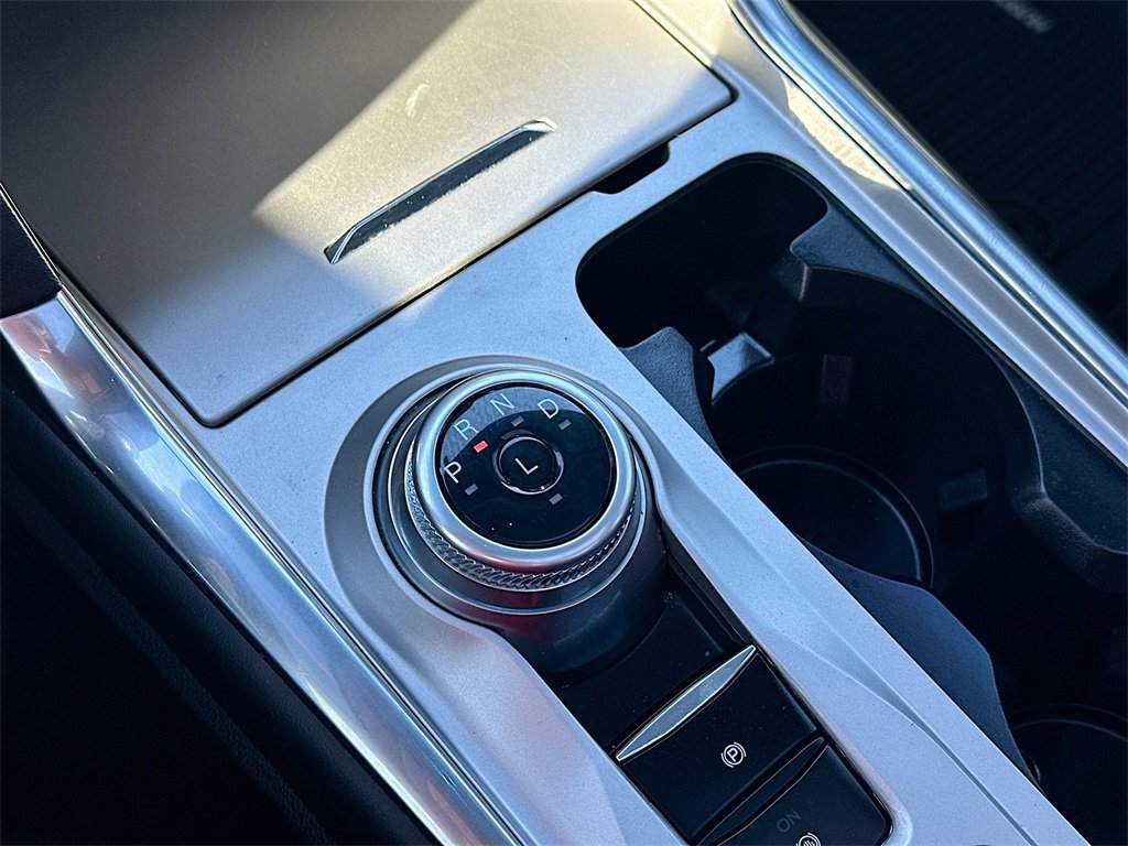 Certified 2023 Ford Explorer XLT w/ Equipment Group 202A image 22