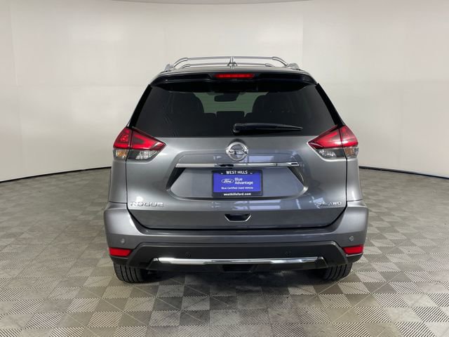 Used 2019 Nissan Rogue SL w/ Premium Package image 3