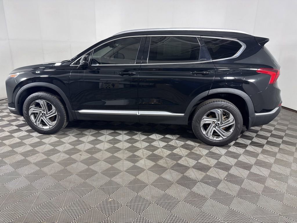 Used 2022 Hyundai Santa Fe SEL image 2