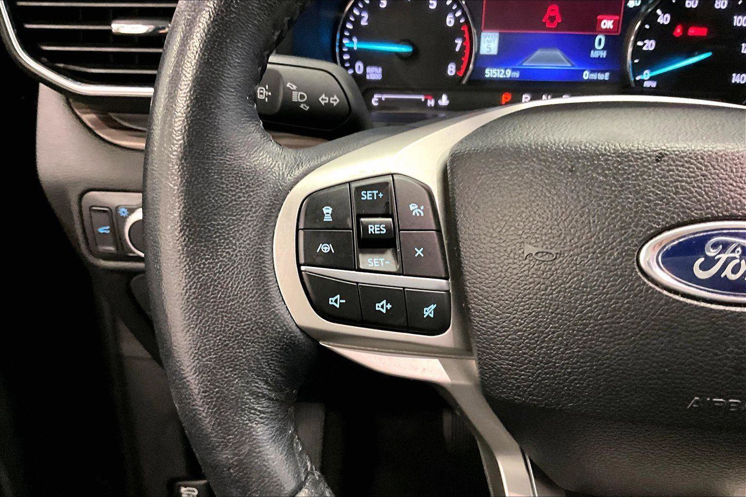 Certified 2022 Ford Explorer Limited w/ Limited Technology Package image 17