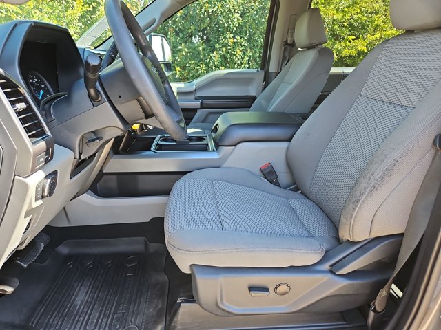Certified 2022 Ford F250 XLT w/ XLT Premium Package AWD/4WD image 16