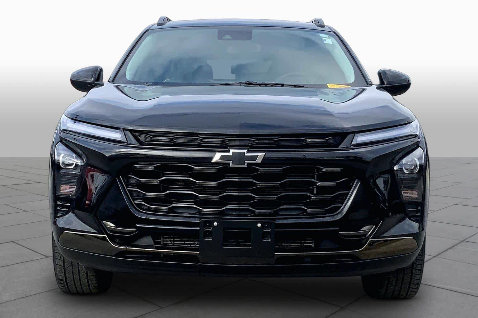 Used 2025 Chevrolet Trax ACTIV w/ Driver Confidence Package FWD image 4
