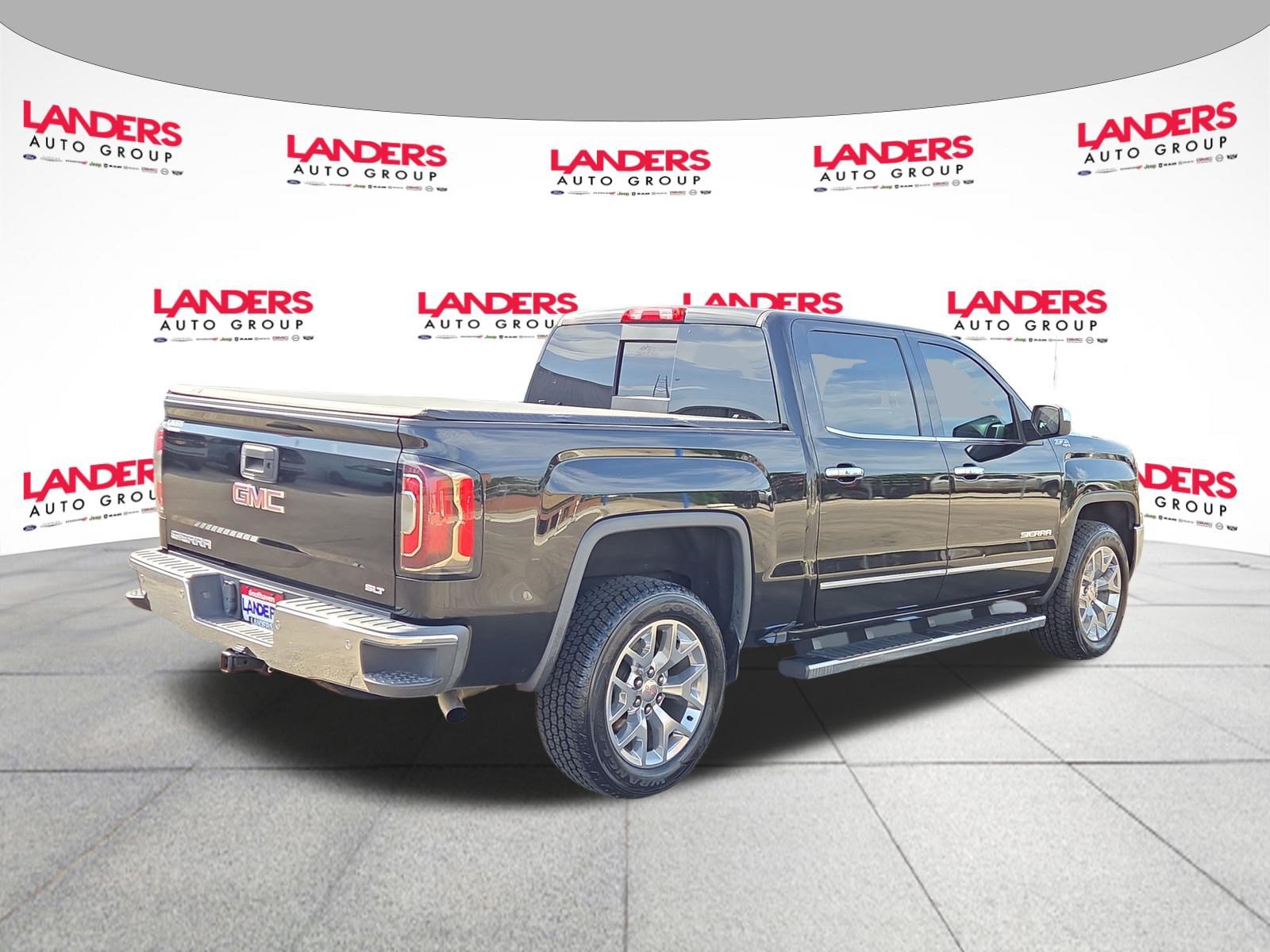 Used 2018 GMC Sierra 1500 SLT AWD/4WD image 3