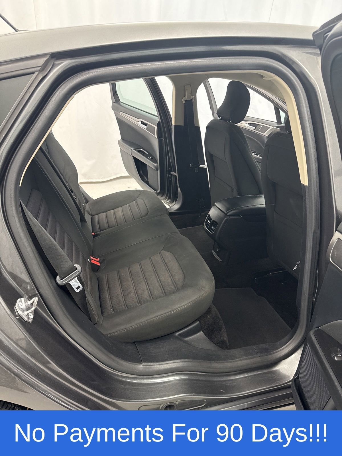 Certified 2017 Ford Fusion SE w/ Fusion SE Technology Package image 28