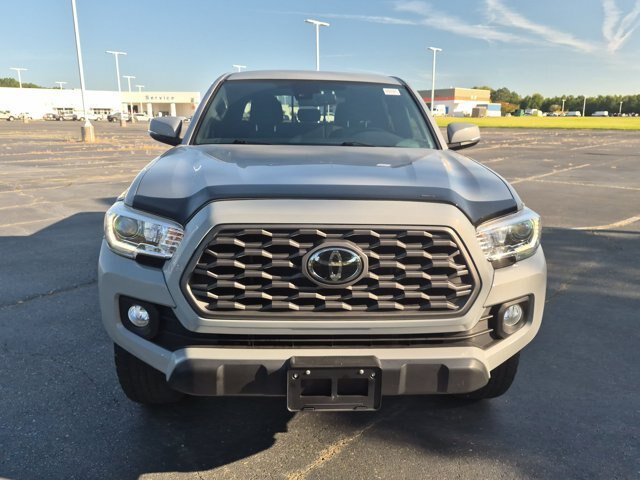 Used 2021 Toyota Tacoma TRD Off-Road w/ Technology Package AWD/4WD image 9