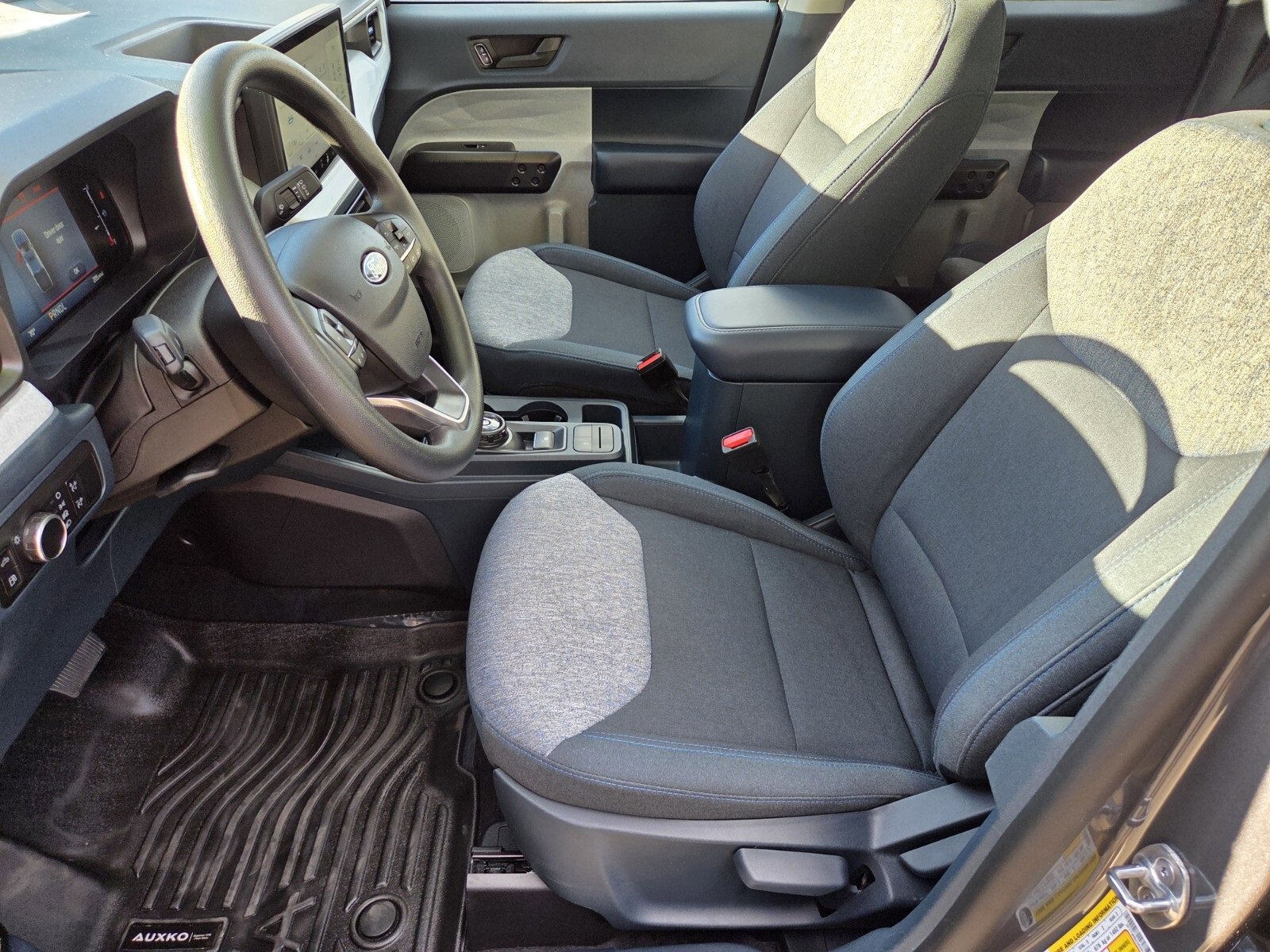 Certified 2025 Ford Maverick XLT image 10