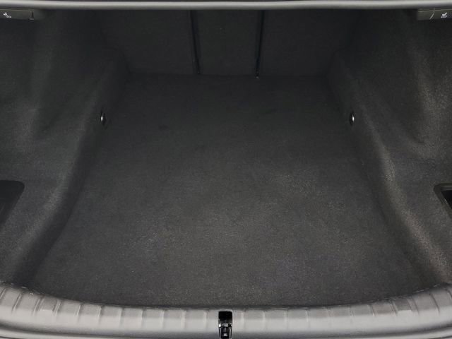 Used 2022 BMW 530i xDrive w/ M Sport Package image 8