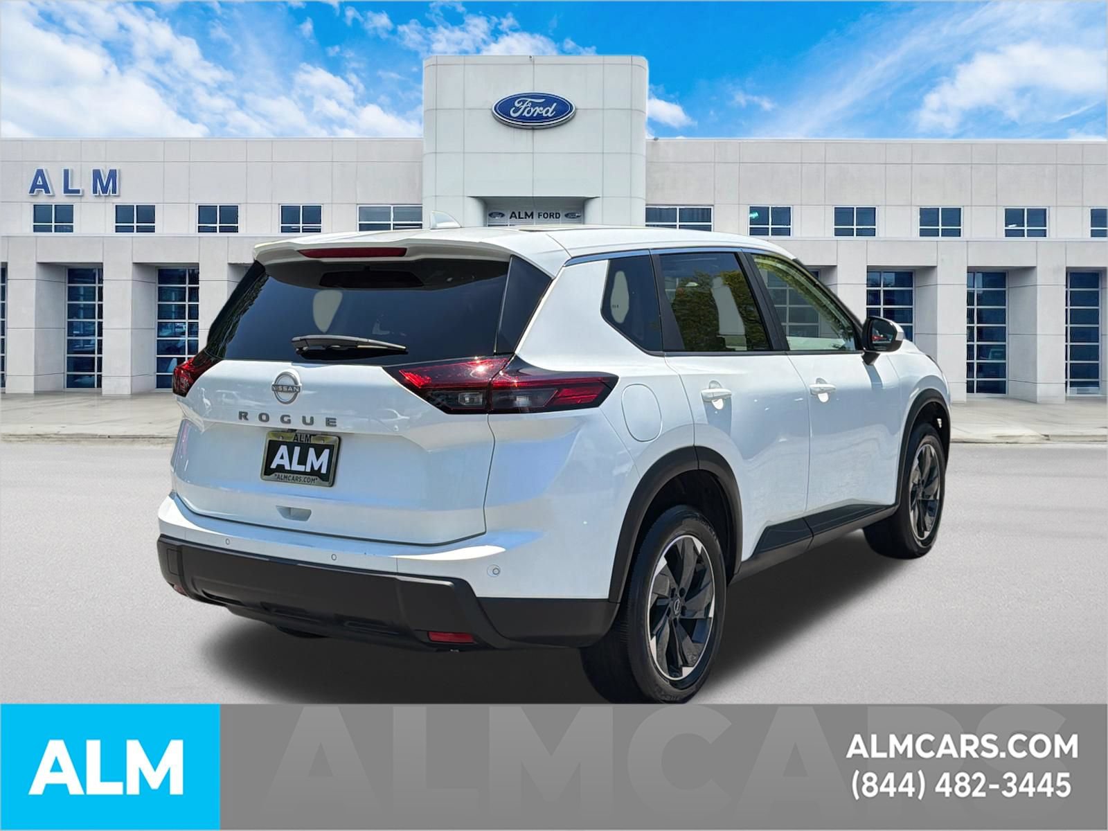 Used 2025 Nissan Rogue SV FWD image 5