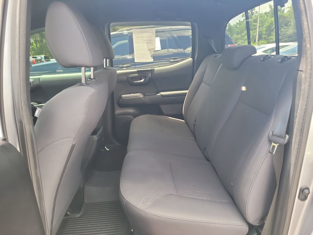 Used 2019 Toyota Tacoma TRD Off-Road AWD/4WD image 11