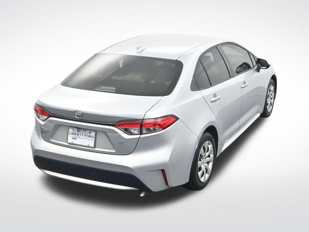 Used 2022 Toyota Corolla LE FWD image 29