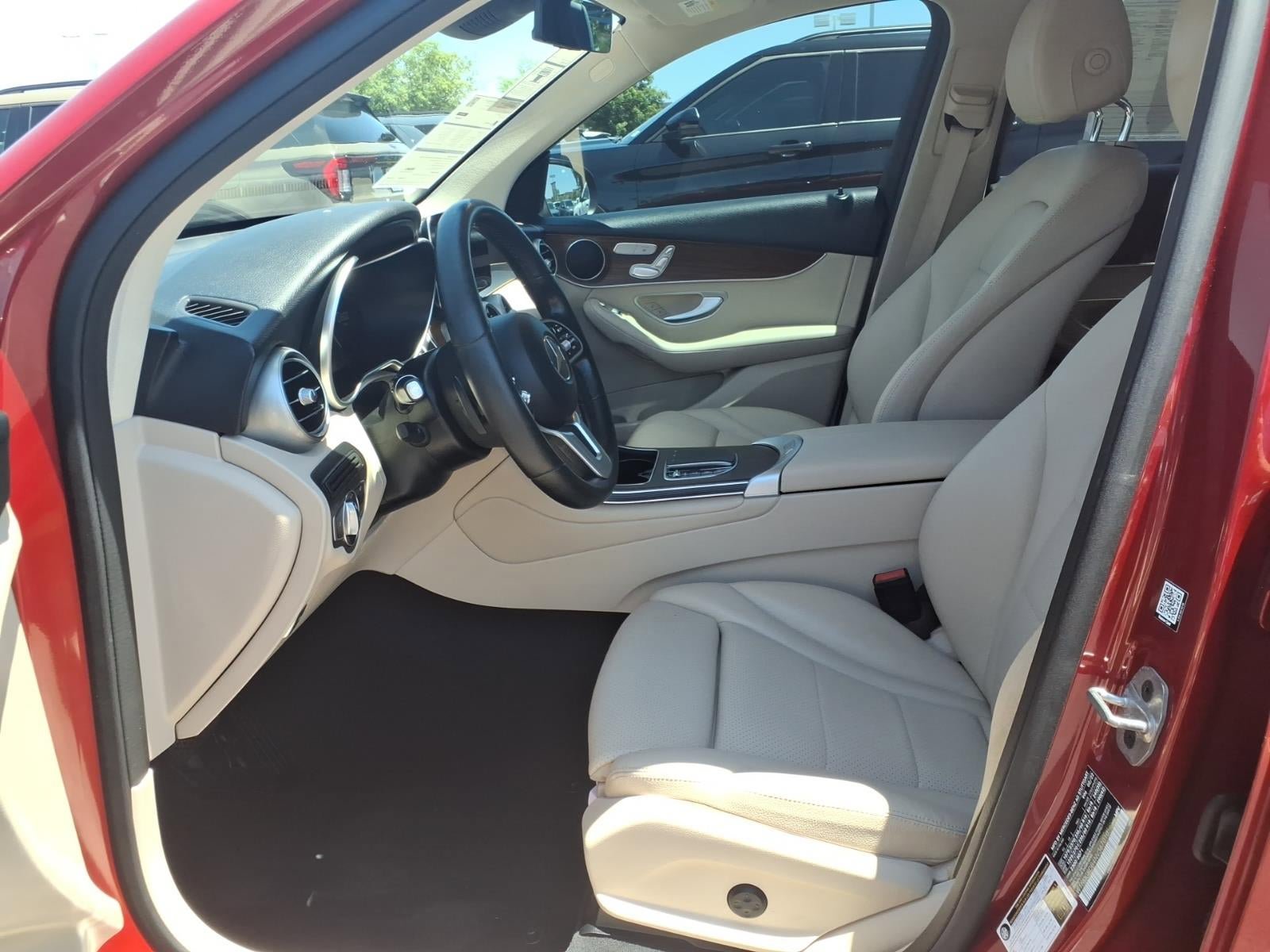 Used 2022 Mercedes-Benz GLC 300 image 23